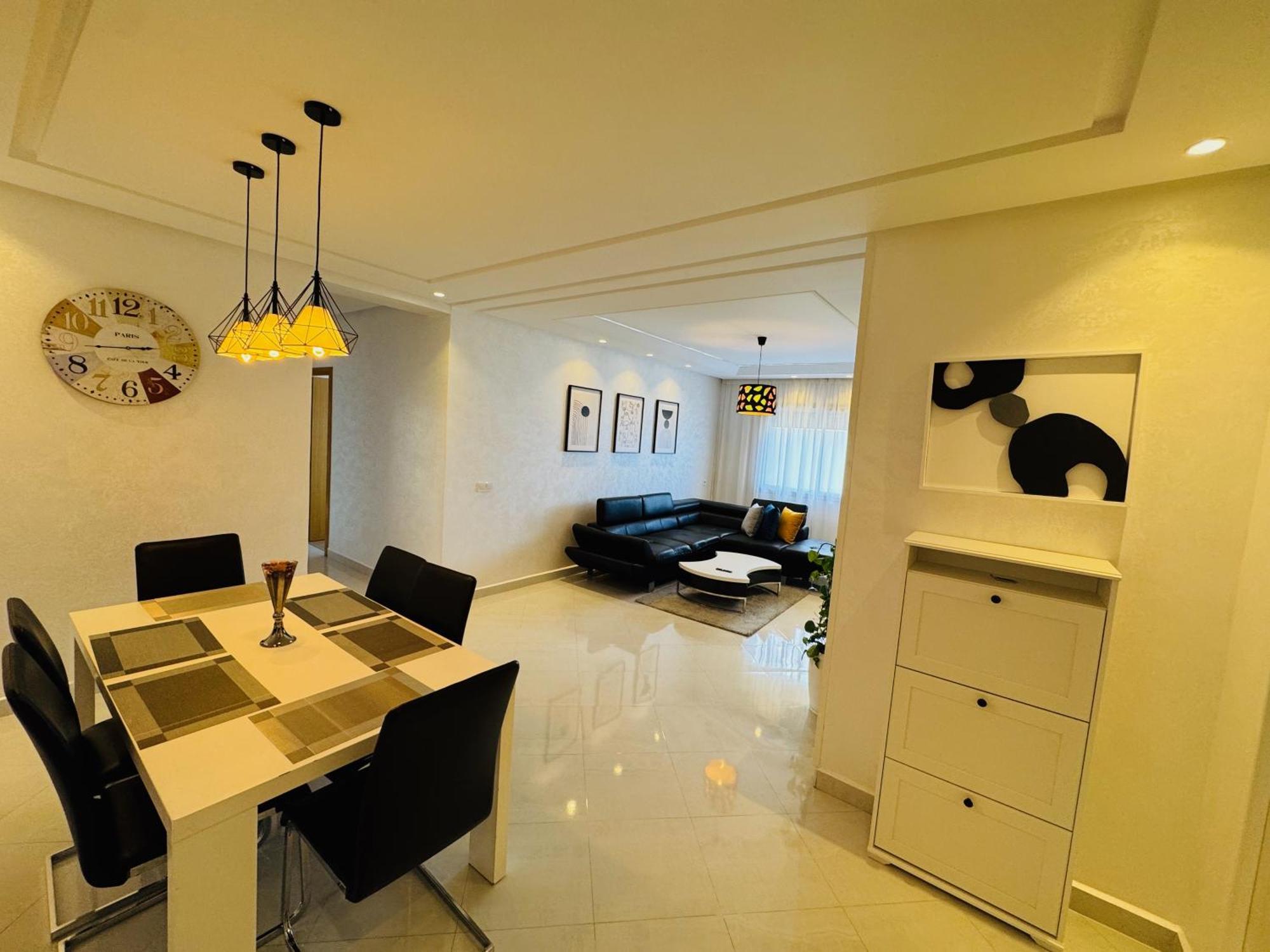 Modern Apartment In The Heart Of Tanger Exterior foto